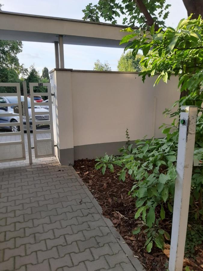 Appartement Apartament Di Trevi - Klimatyzacja à Wrocław Extérieur photo